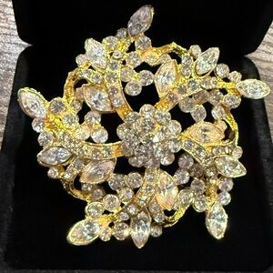 Vintage Rhinestone Floral Brooch